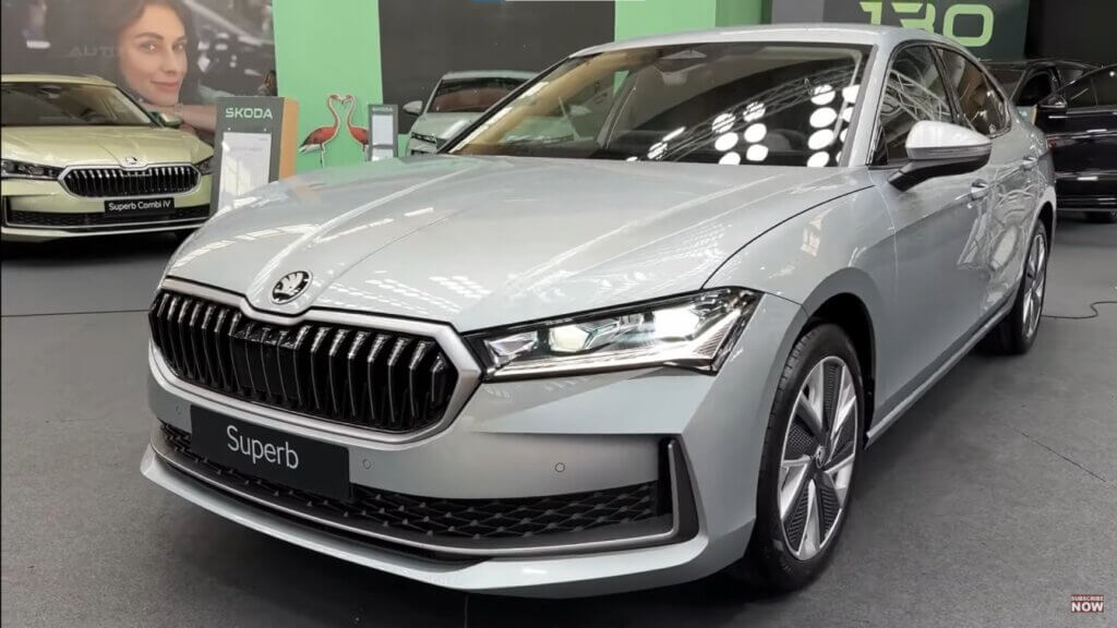 2025 Skoda Superb