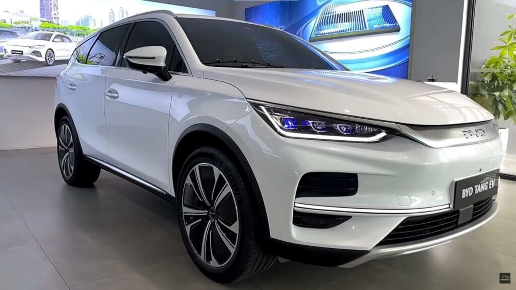 2025 BYD Tang